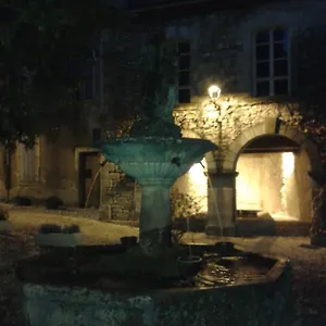 Avec Vue Bed & Breakfast Saignon