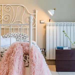 One Love Metropolitan Gardens Studio Apartament