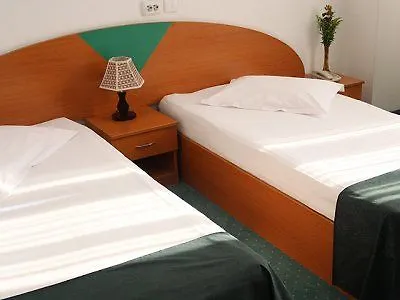 Hotel Sir Orhideea Bucharest 2*,